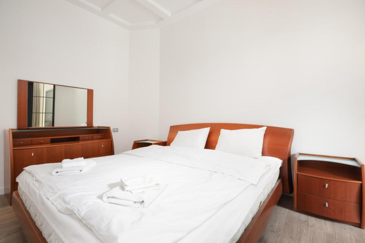 Stay Inn-Apartments On Abovyan 32 Yerevan Exterior photo
