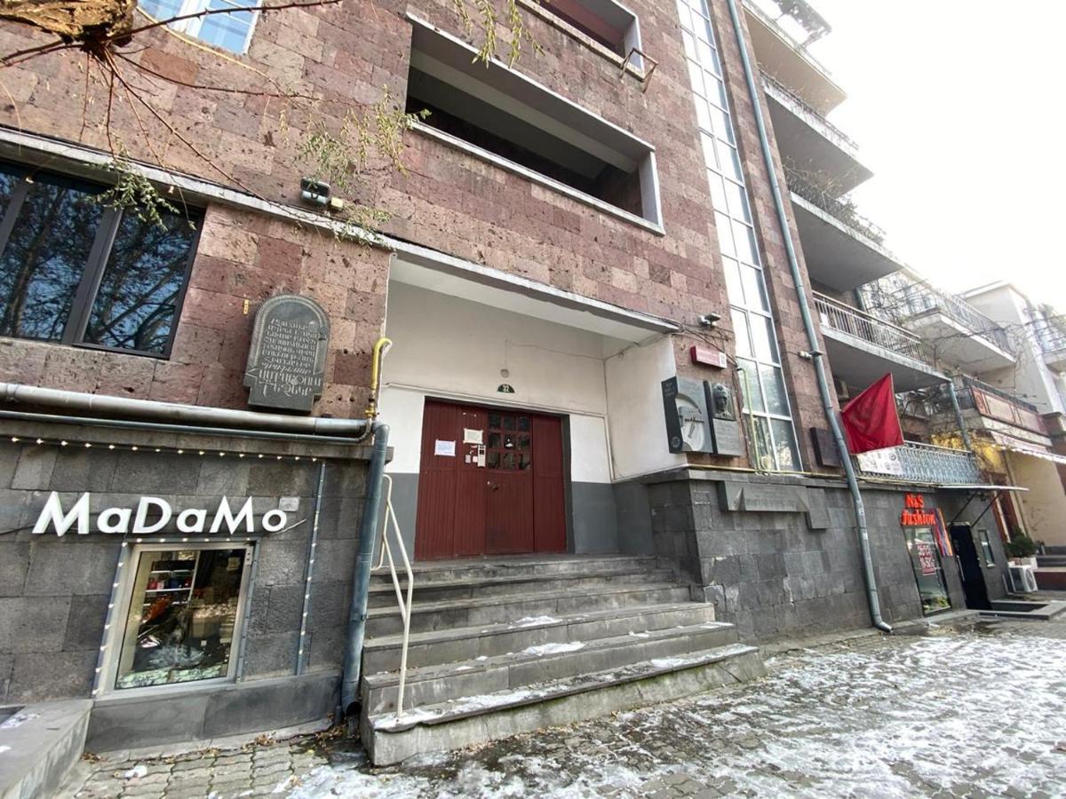 Stay Inn-Apartments On Abovyan 32 Yerevan Exterior photo